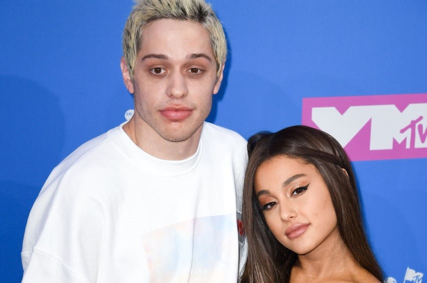 Fan doa giet ban trai Ariana Grande sau khi cong khai yeu hinh anh