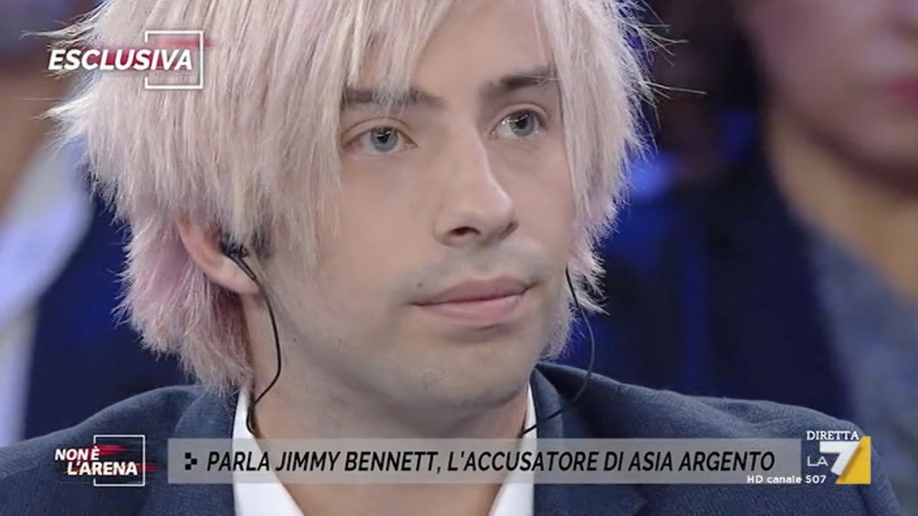 Jimmy Bennett ke chi tiet luc bi Asia Argento tan anh 1