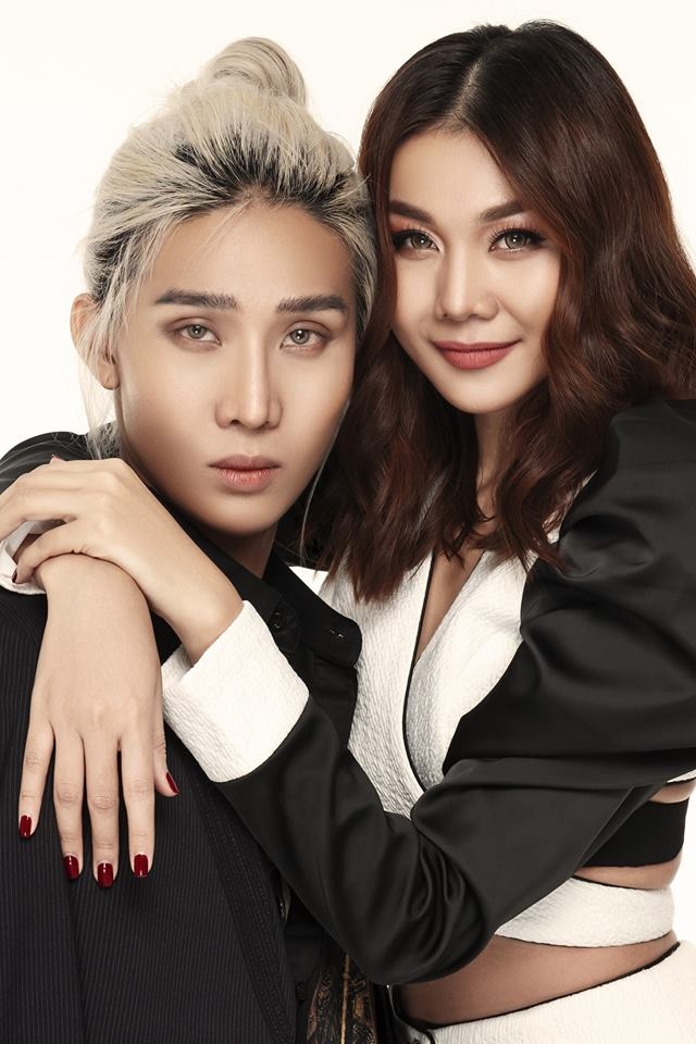 Bo ba HLV The Face tung anh voi team minh anh 5