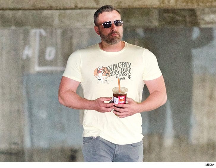 Ben Affleck di cai nghien vi ban than va gia dinh anh 1