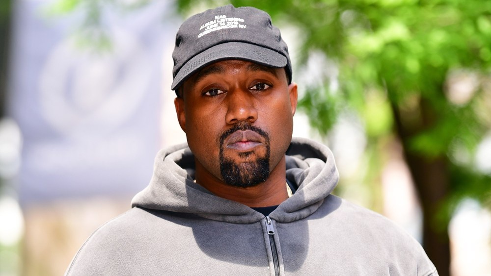 Kanye West xóa tài khoản mạng xã hội ảnh 1 Kanye West xoa tai khoan mang xa hoi anh 1
