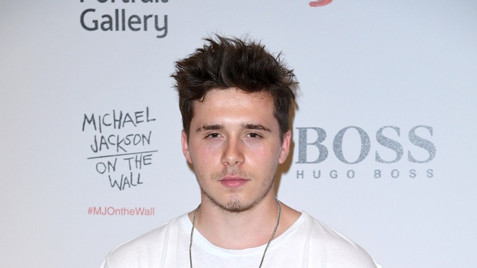 Brooklyn Beckham am chi phan biet chung toc anh 2