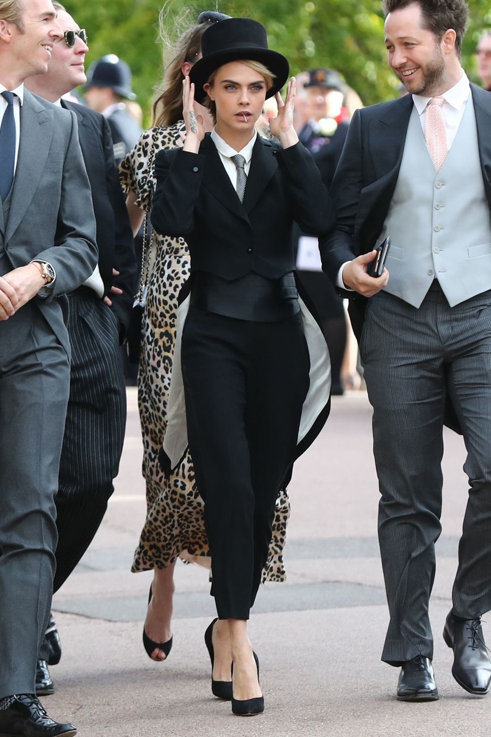 Taylor Swift mac dam anh bac noi bat anh 4