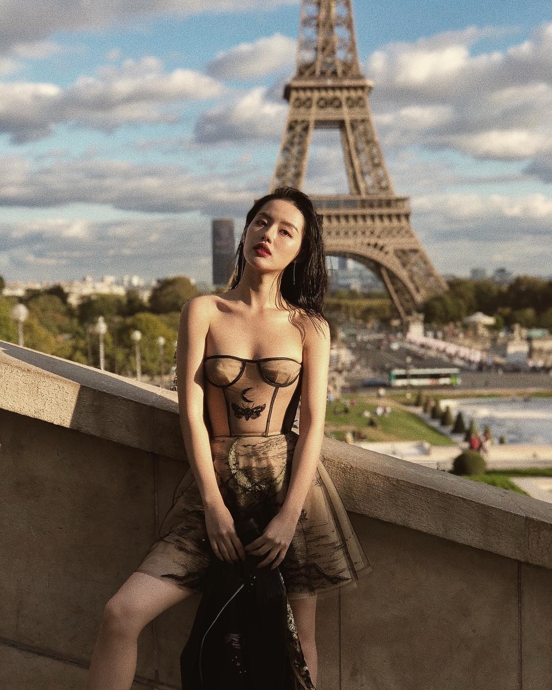 Street style cua Khanh Linh The Face anh 3