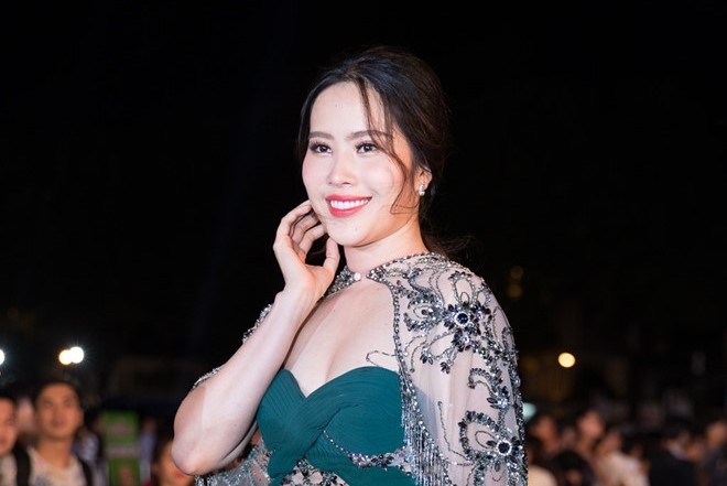 Nhung my nhan Viet bat ngo tang can mat kiem soat hinh anh