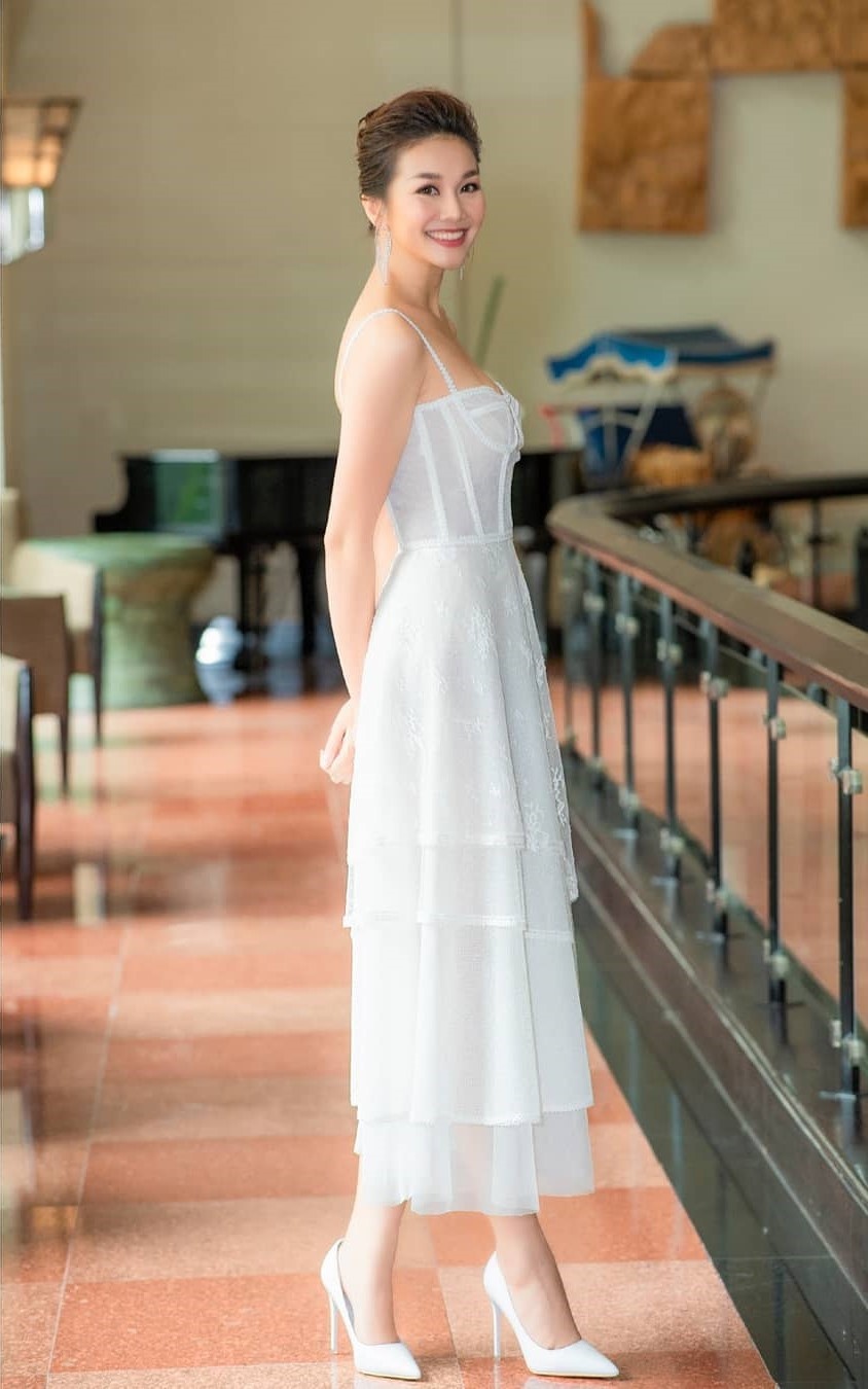 Pham Quynh Anh mac ca tinh hau ly hon anh 3