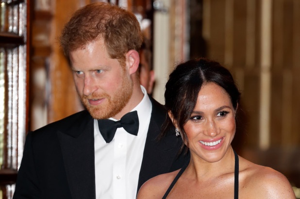 Hoang tu Harry quyet ra rieng do Meghan Markle xui giuc? hinh anh