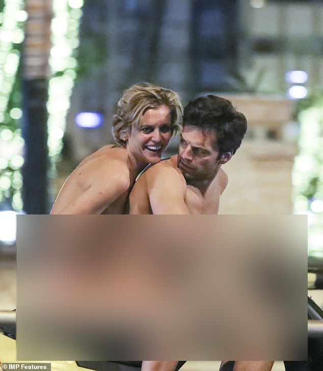 Sao Captain America khỏa thân trên phố ảnh 1 Sao Captain America khoa than tren pho anh 1