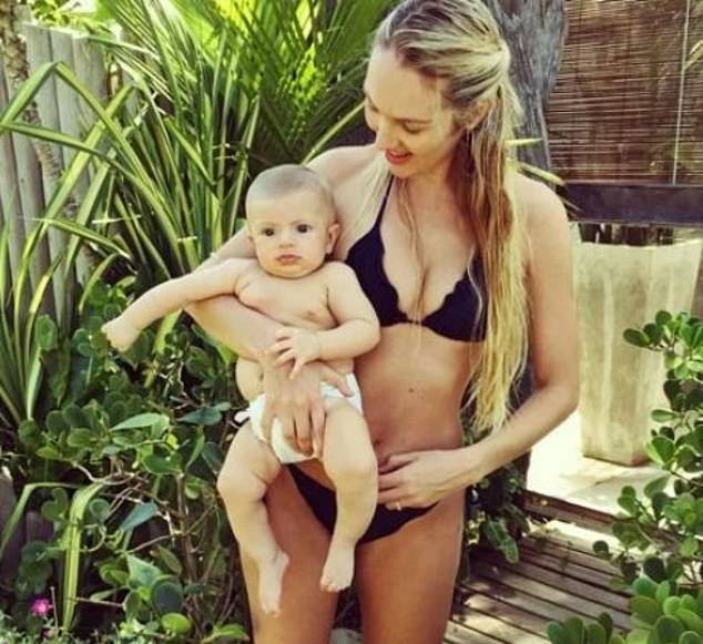 Candice Swanepoel bị căng thẳng khi diễn VS  ảnh 1 Candice Swanepoel bi cang thang khi dien VS anh 1