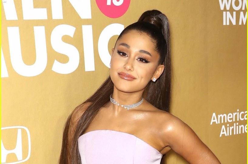 Ariana Grande tai xuat xinh dep hau chia tay Pete Davidson hinh anh