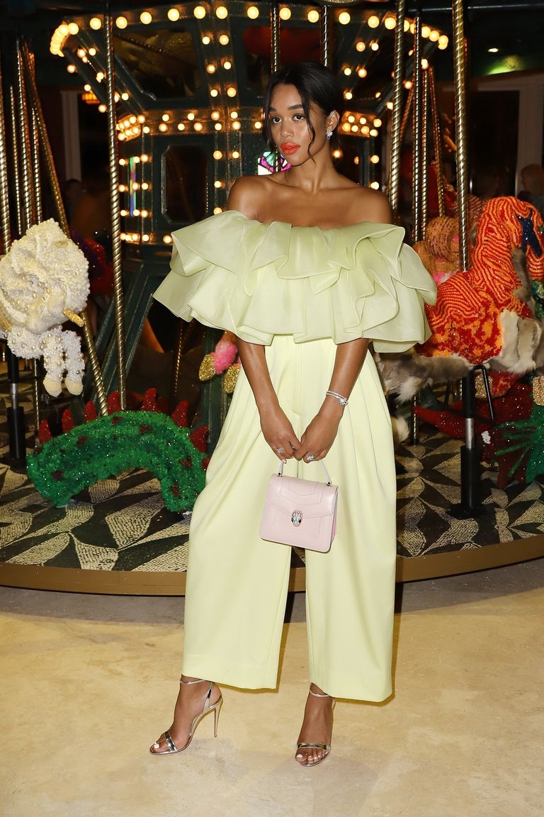 Kim Kardashian gay an tuong voi vest xe nguc anh 4