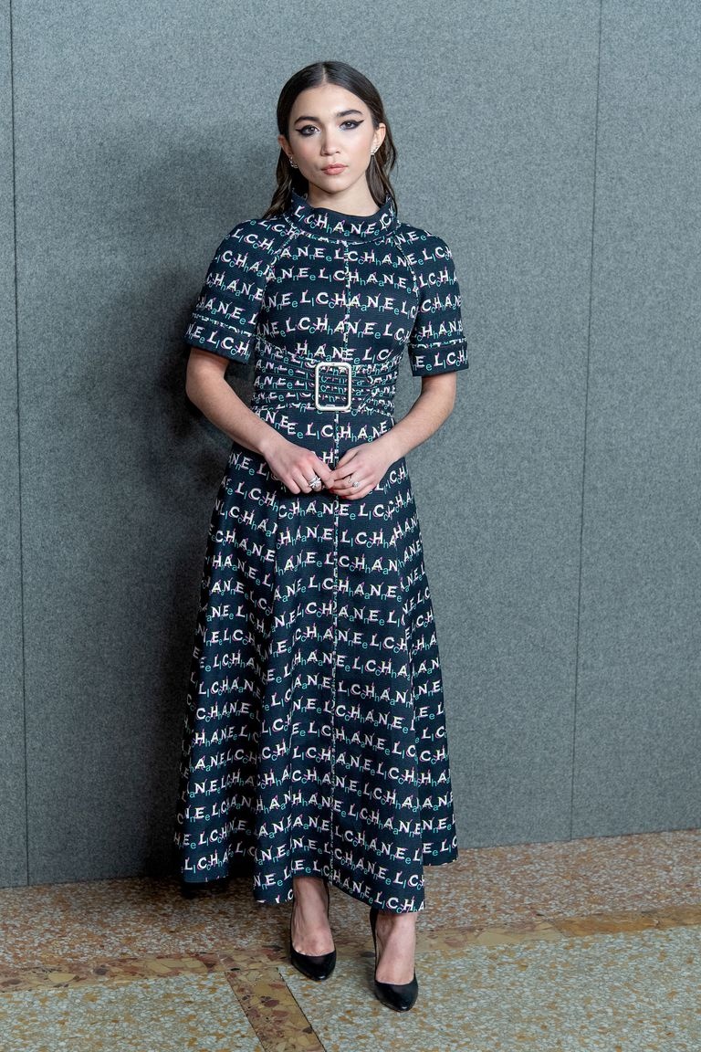 Kim Kardashian gay an tuong voi vest xe nguc anh 6