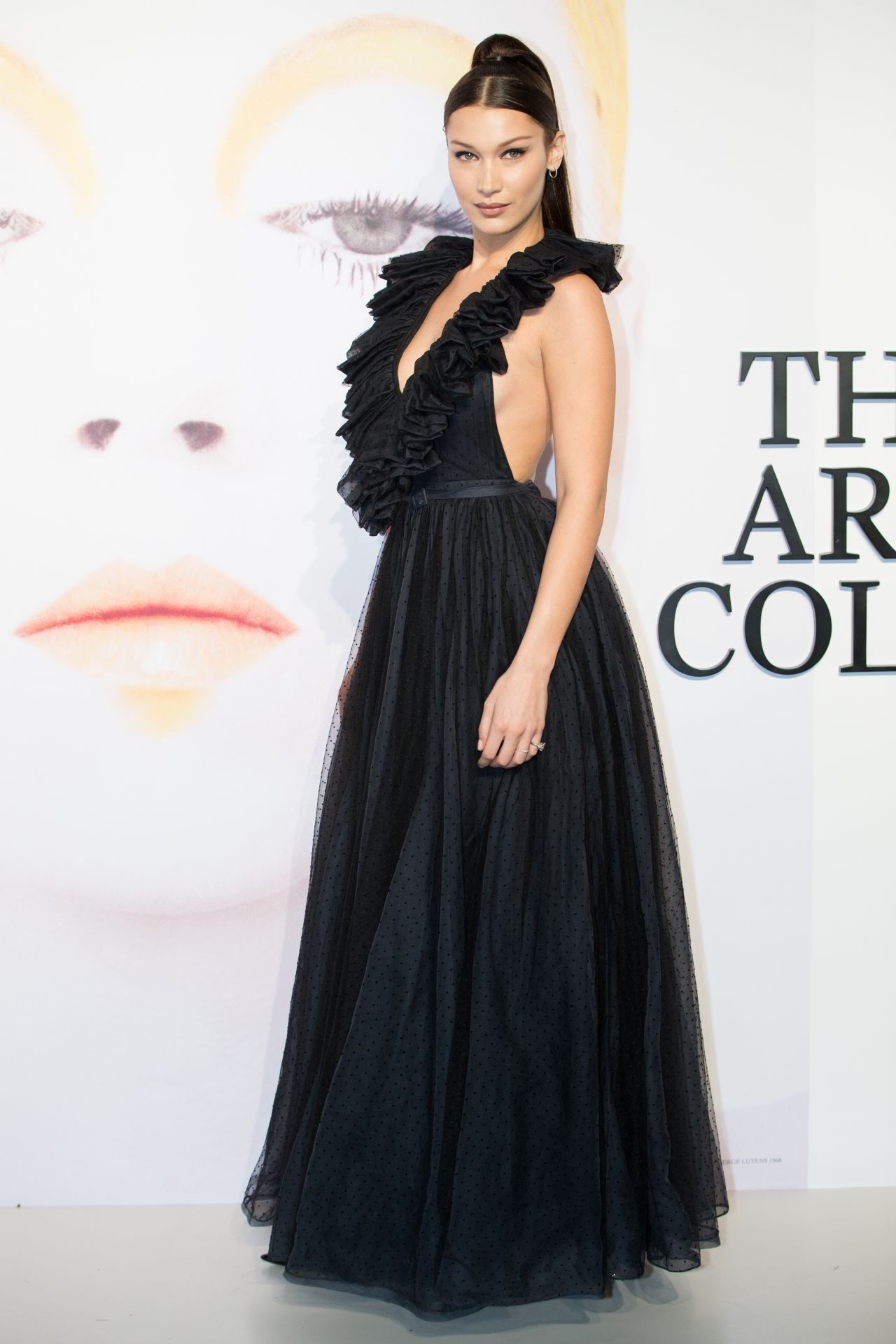 Bella Hadid mac an tuong nam 2018 anh 1