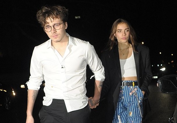 Con trai ca David Beckham hen ho nguoi mau hon 2 tuoi hinh anh