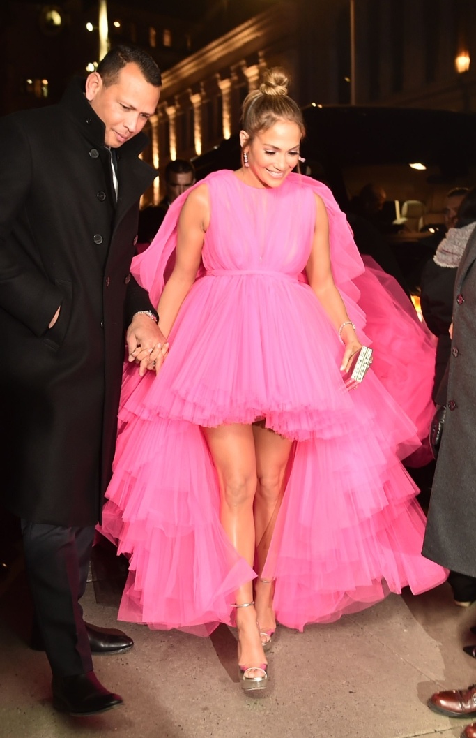 Jennifer Lopez mặc lộng lẫy nhất tuần  ảnh 1 Jennifer Lopez mac long lay nhat tuan anh 1