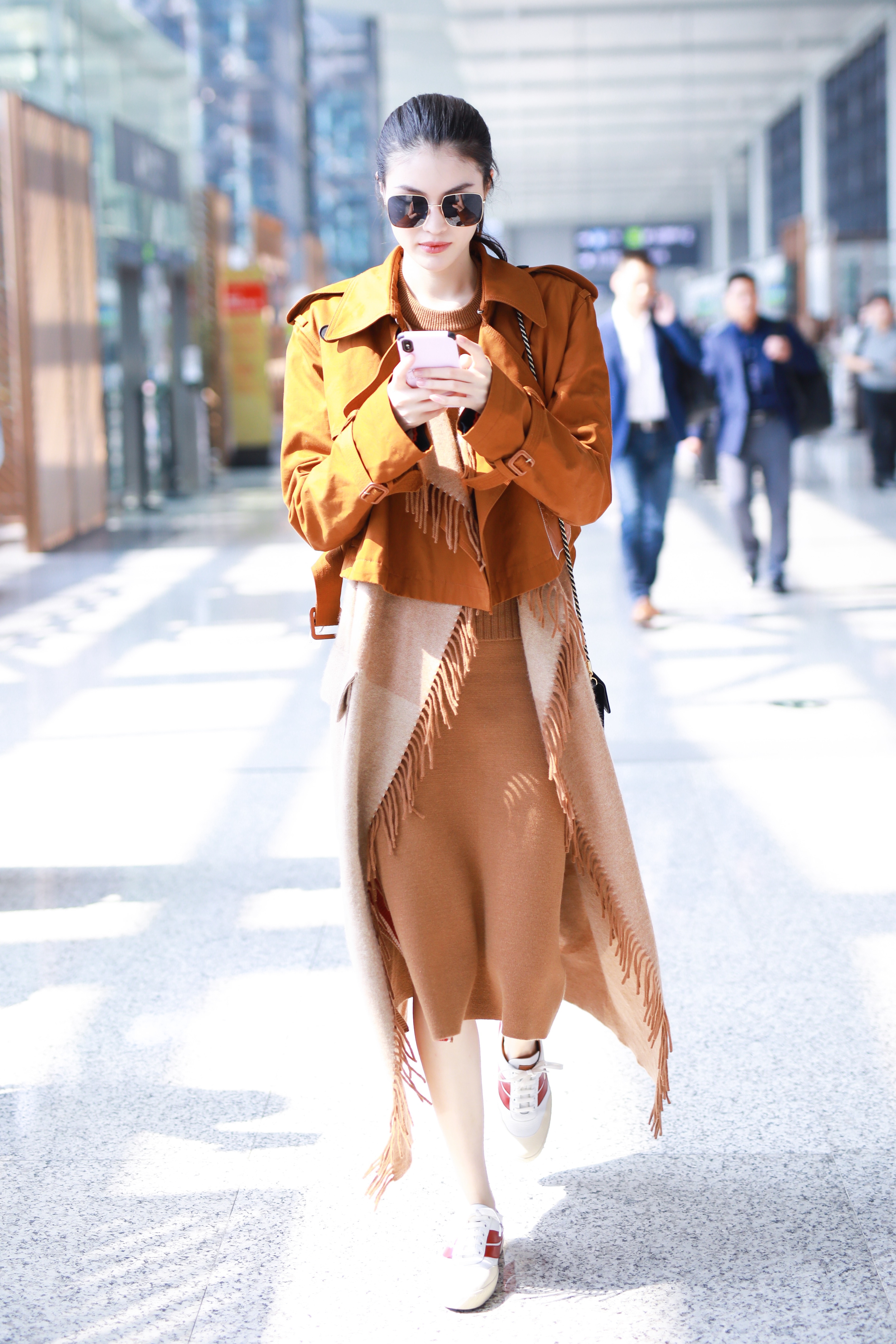 Thoi trang san bay cua ngoi sao chau A anh 5