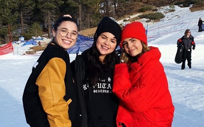 Selena Gomez xuat hien rang ro sau thoi gian dieu tri tam ly hinh anh
