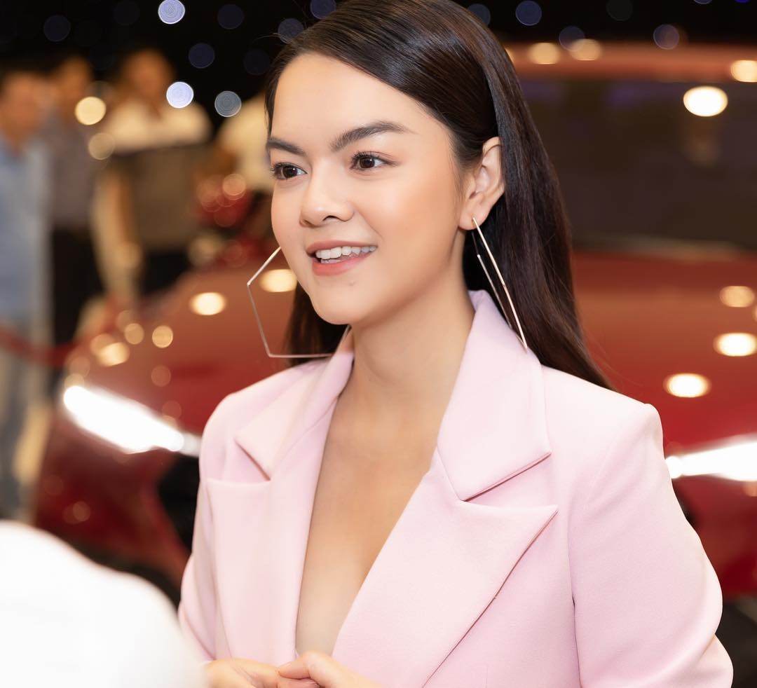 Pham Quynh Anh mac dep hau ly hon anh 3