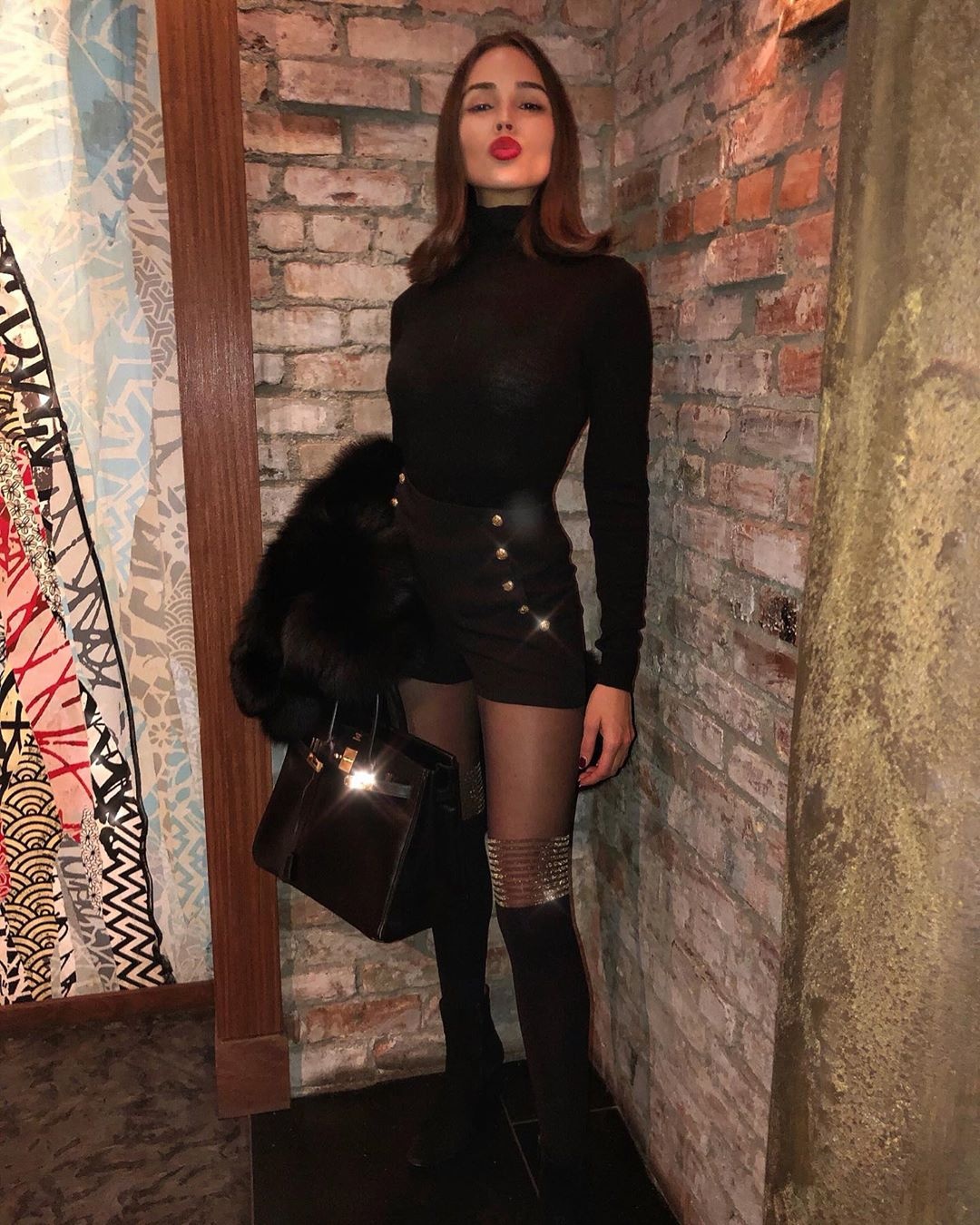 Priyanka Chopra mặc váy đỏ lộng lẫy ảnh 5 Priyanka Chopra mac vay do long lay anh 5