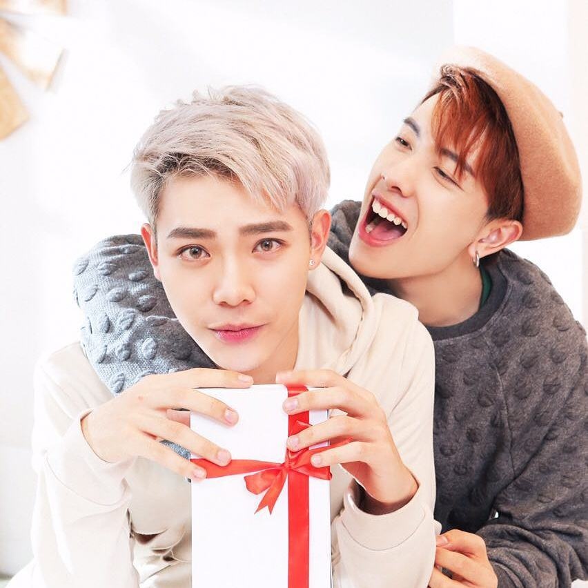 Ca sĩ Erik phẫu thuật thẩm mỹ ảnh 7 Ca si Erik phau thuat tham my anh 7