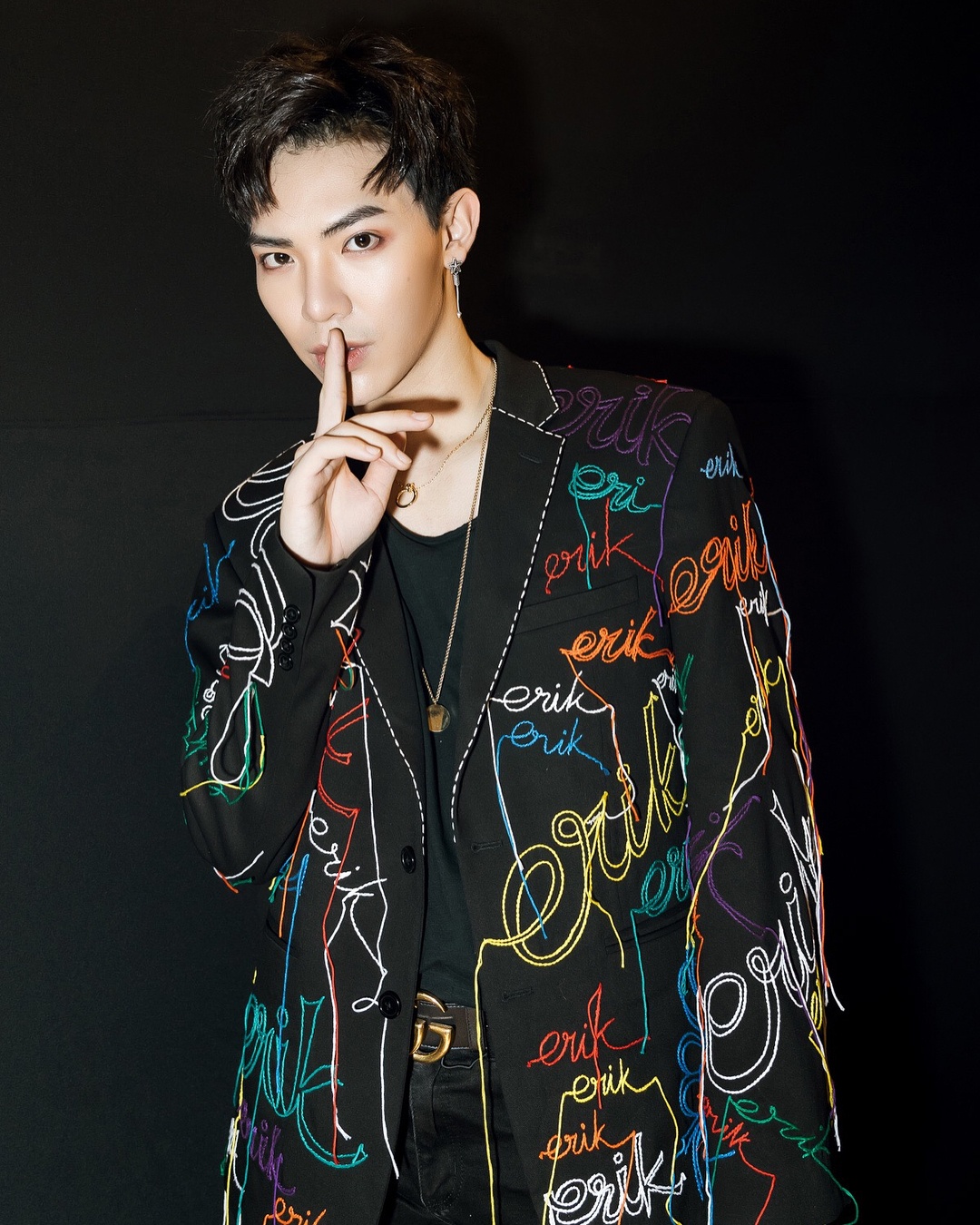 Ca sĩ Erik phẫu thuật thẩm mỹ ảnh 4 Ca si Erik phau thuat tham my anh 4