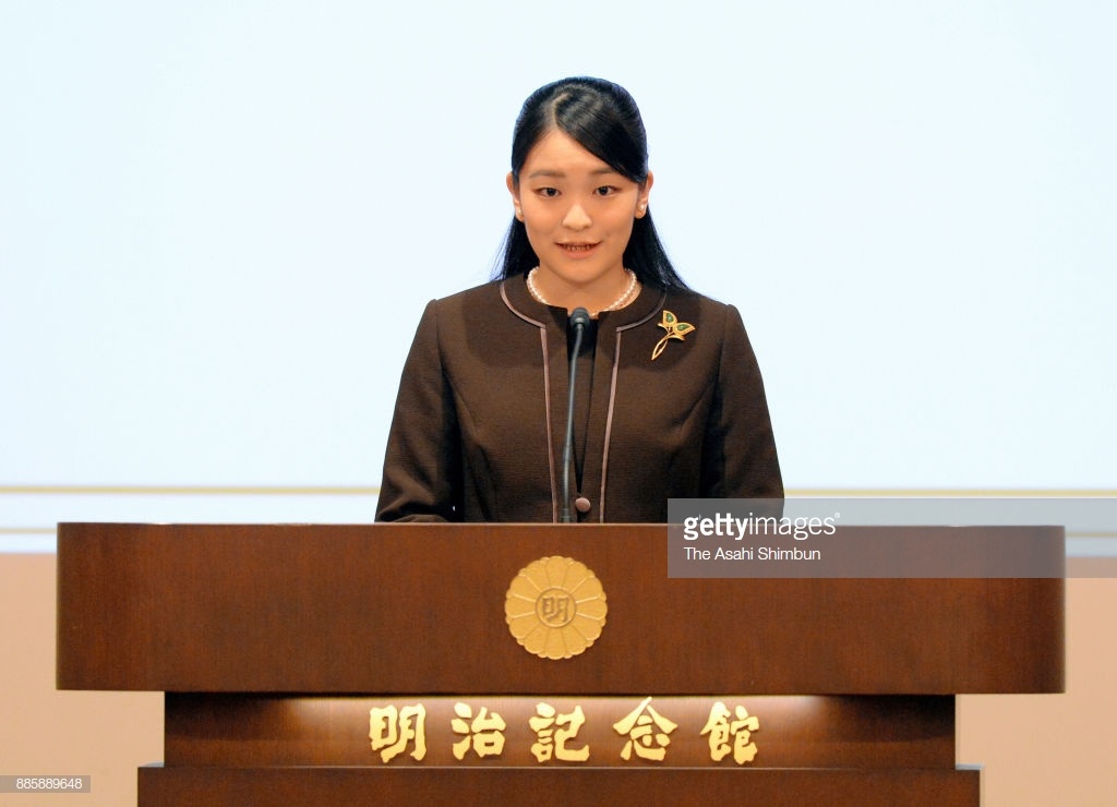 Nhan sac va phong cach awnmawjc cua cong chua Mako anh 2