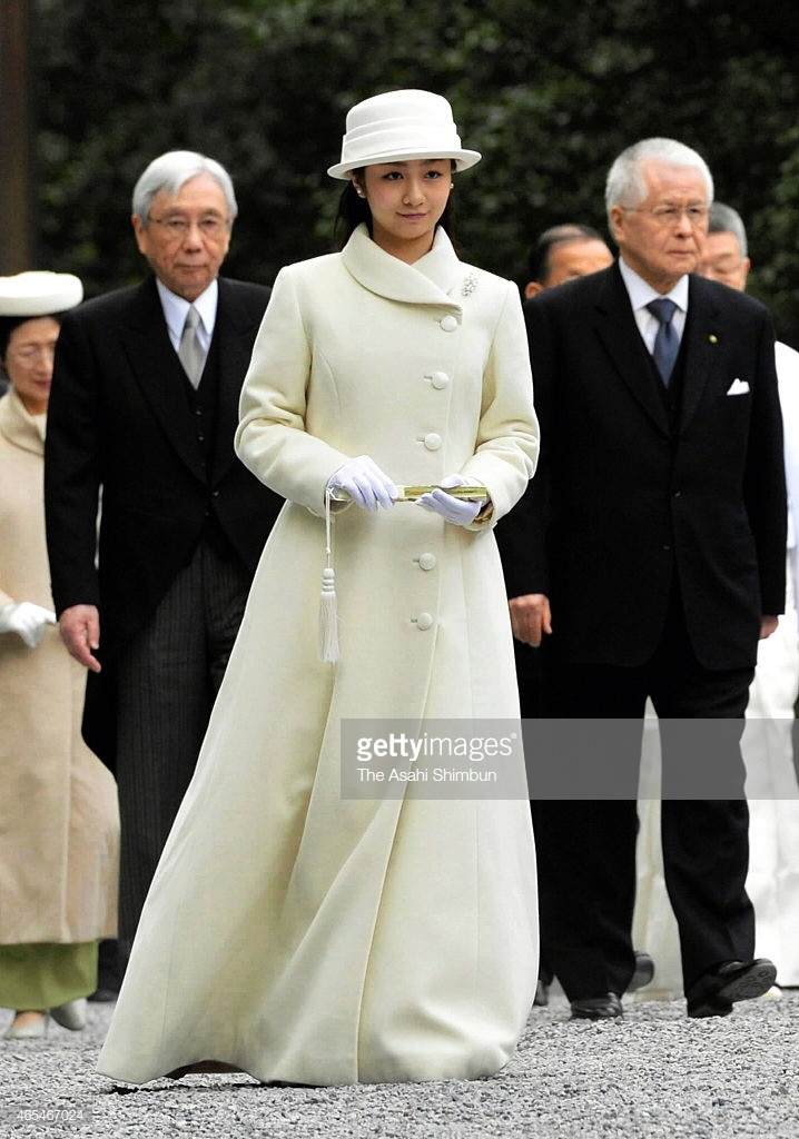 Phong cach thoi trang cua cong chua Nhat anh 6