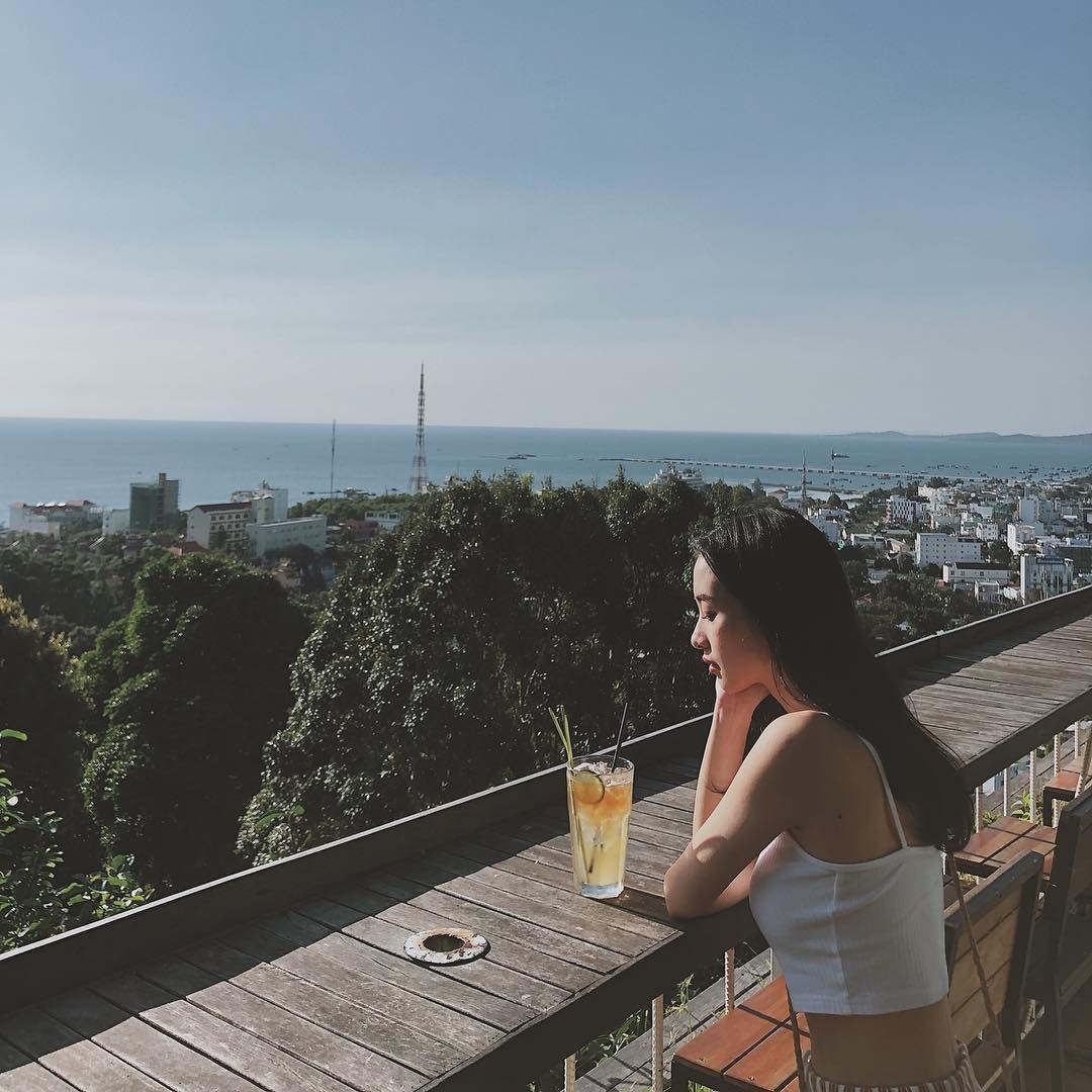 Jun Vu Minh Hang di du lich ngay dau nam anh 2