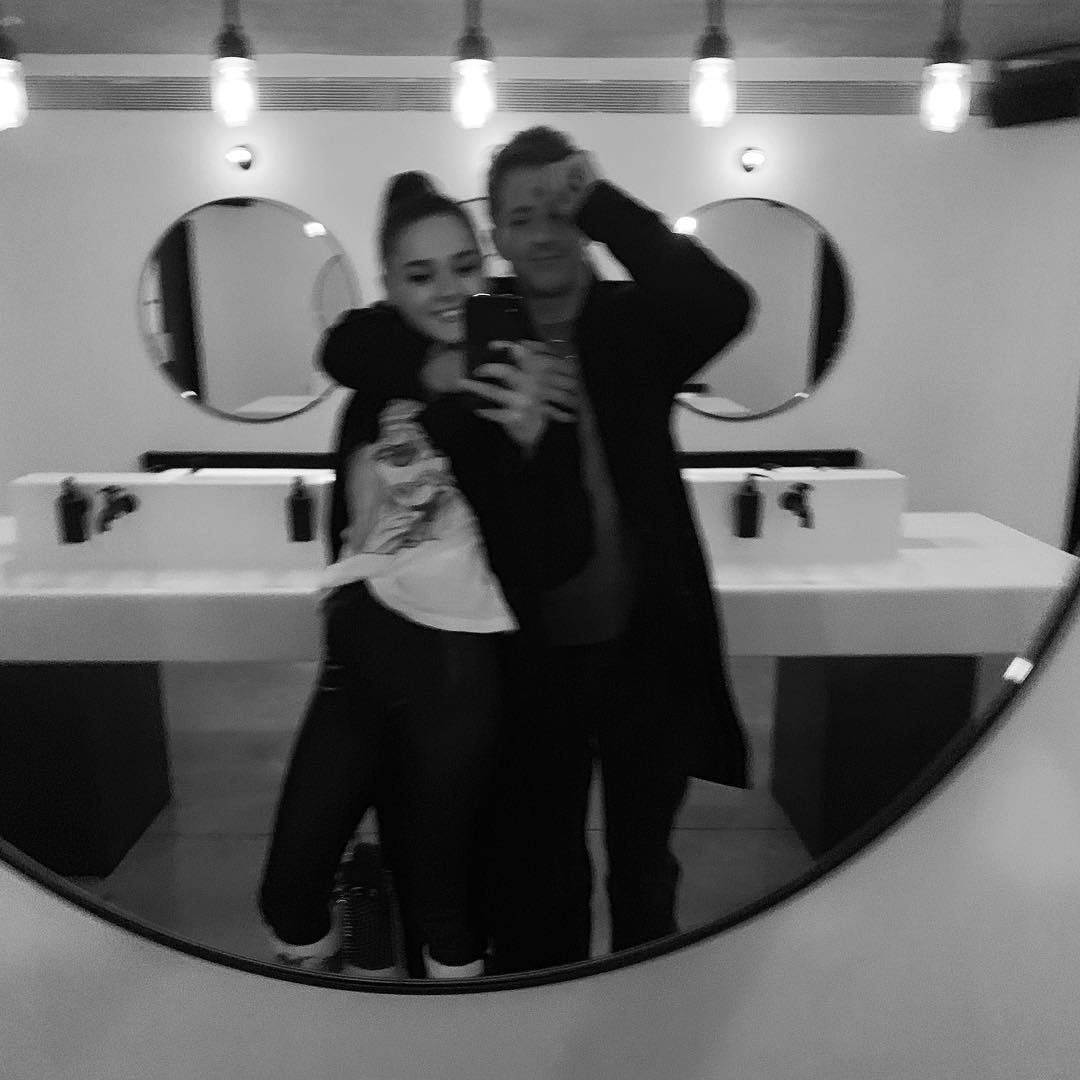 Sao Hollywood đăng ảnh âu yếm ngày Valentine ảnh 15 Sao Hollywood dang anh au yem ngay Valentine anh 15