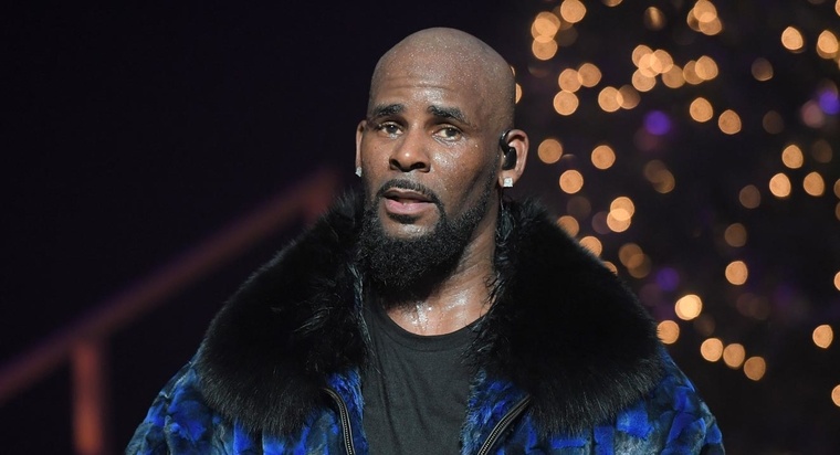 R.Kelly lo bang sex anh 1