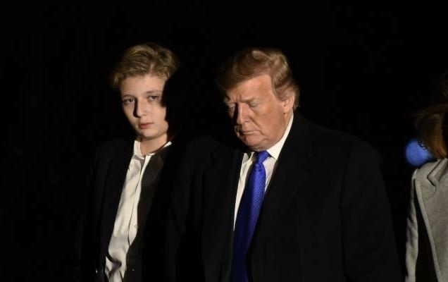 Con trai Tong thong Donald Trump cao hon cha du chi moi 12 tuoi hinh anh