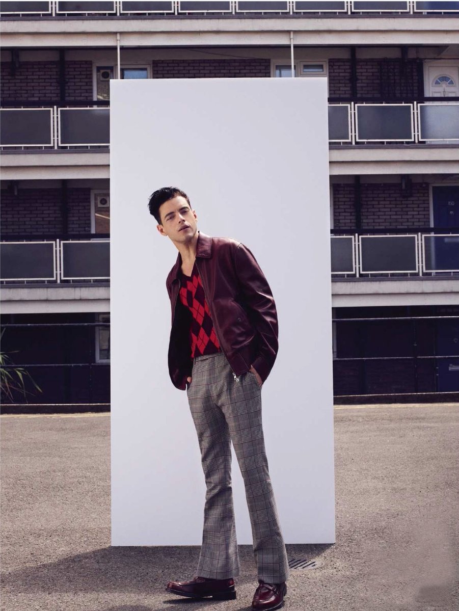 Phong cach thoi trang cua Rami Malek anh 10