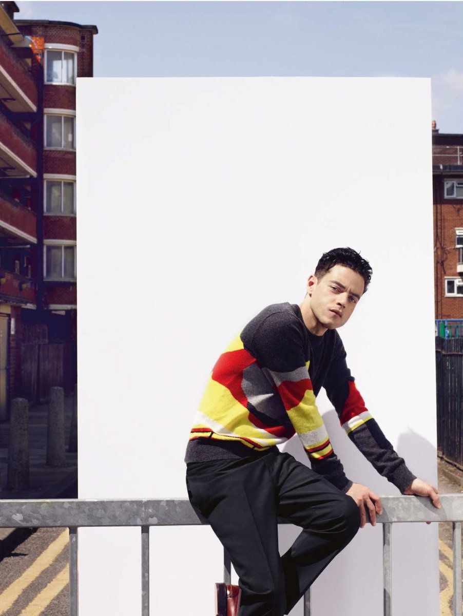 Phong cach thoi trang cua Rami Malek anh 9