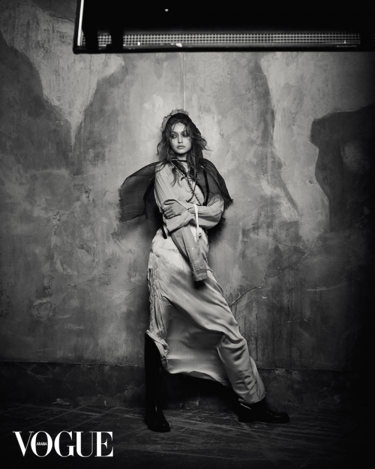 Người mẫu Gigi Hadid trên vogue ả rập ảnh 5 Nguoi mau Gigi Hadid tren vogue a rap anh 5
