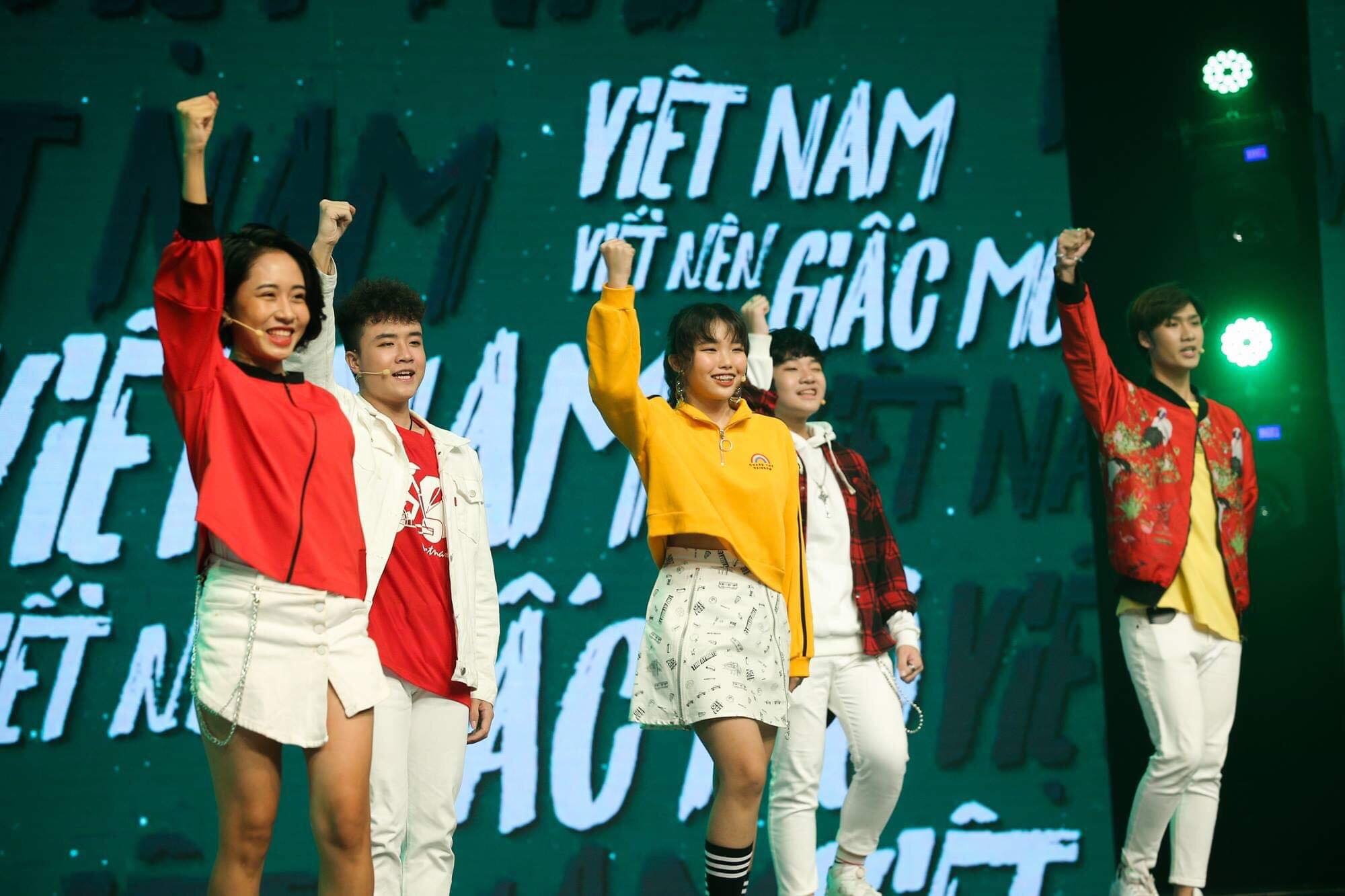 Top 3 Giong hat Viet nhi 2014 anh 6
