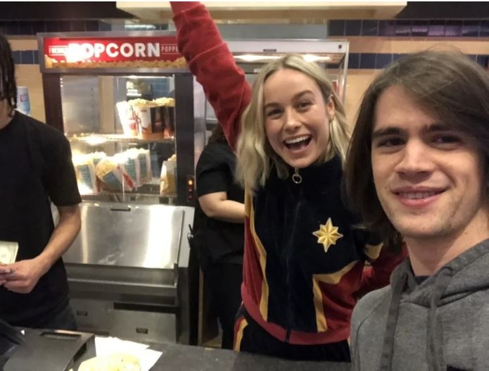 Captain Marvel ban bap rang anh 2