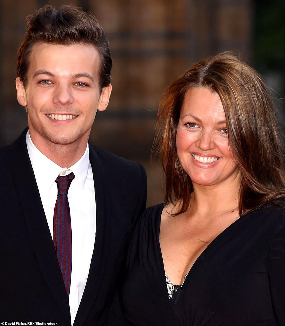 cuoc song bi kich cua cuu ca si One Direction anh 5