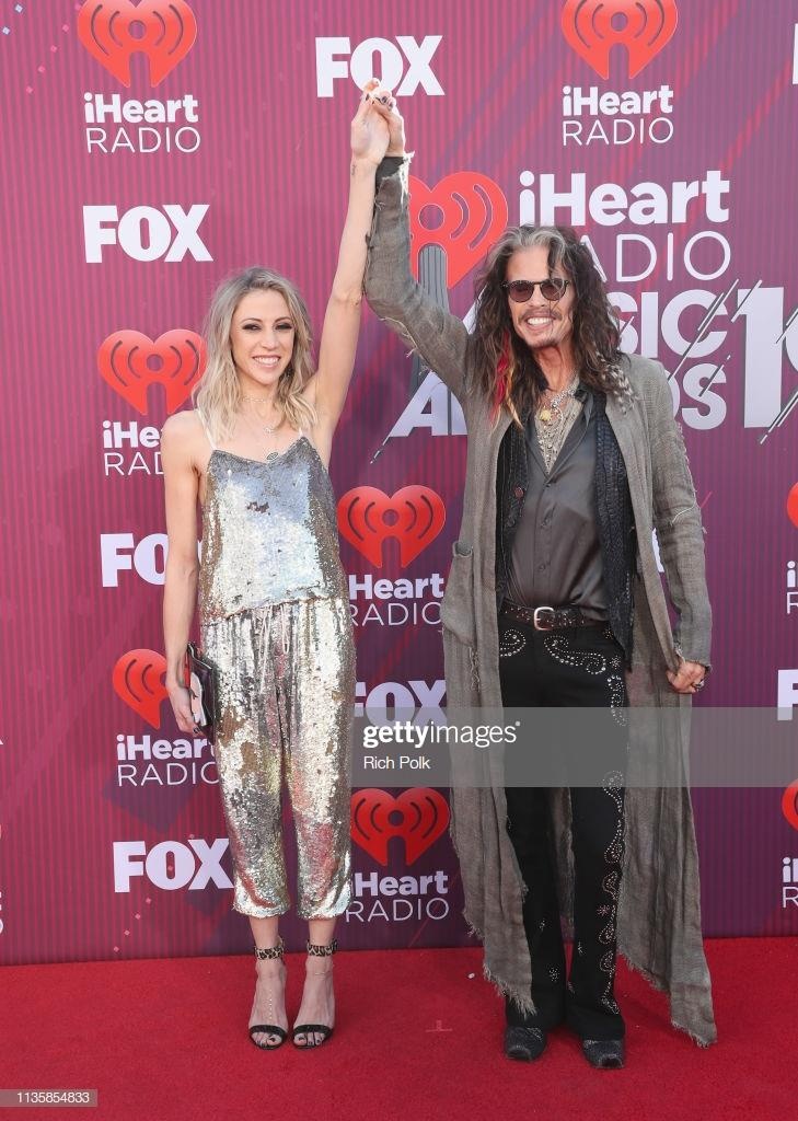 Taylor Swift va Katy Perry anh 8