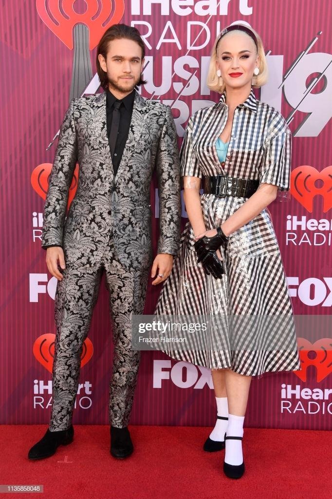 Taylor Swift va Katy Perry anh 3