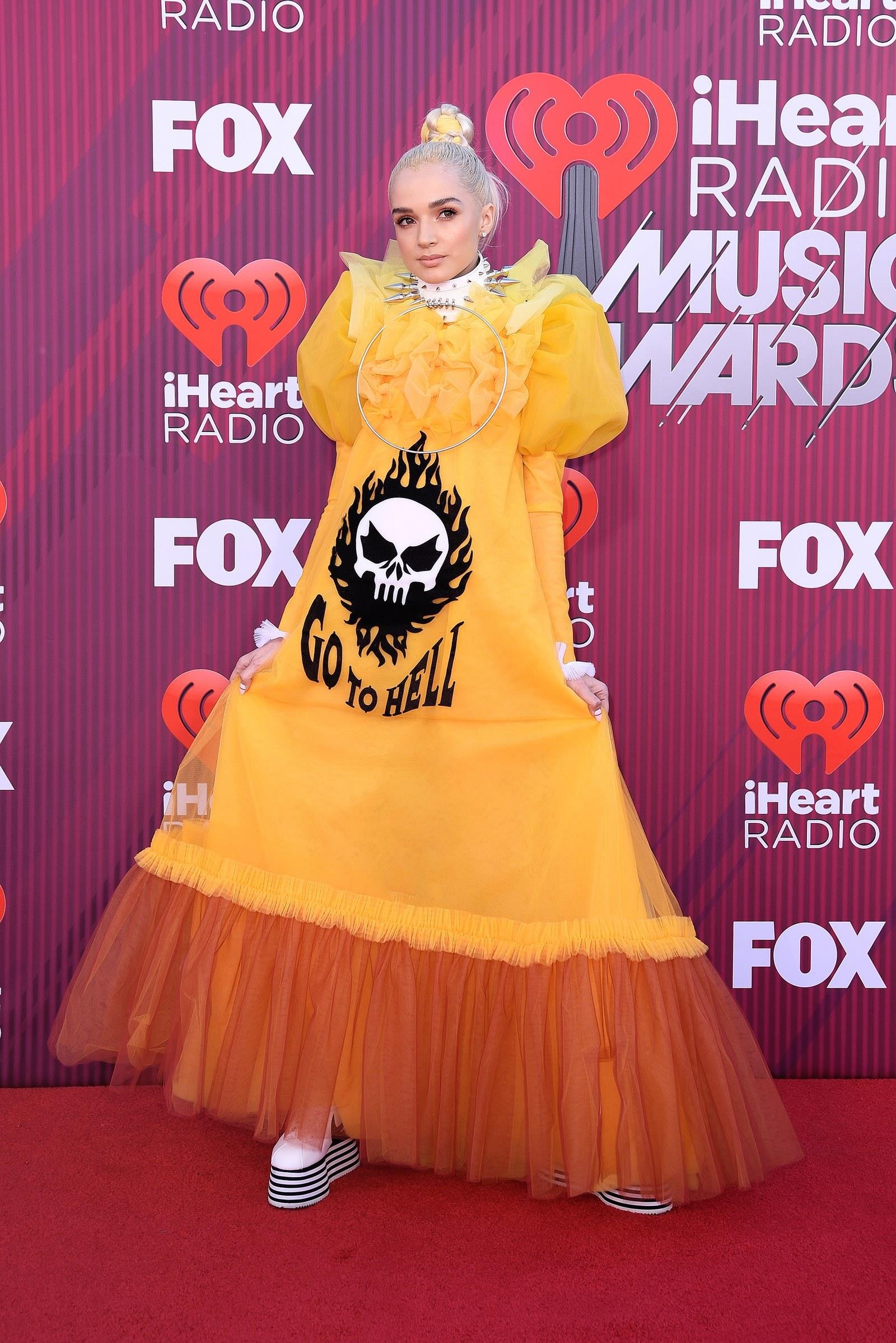 Bua tiec thoi trang an tuong anh 2