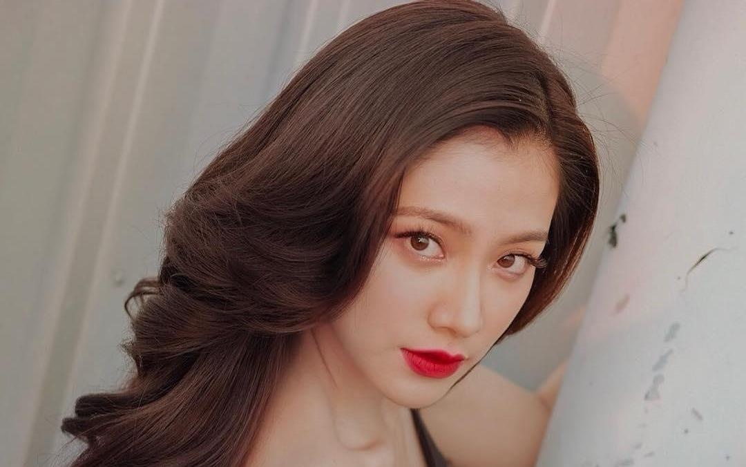 Nu chinh ‘Friend Zone’ tung nghien ngap, lo anh tinh duc hinh anh