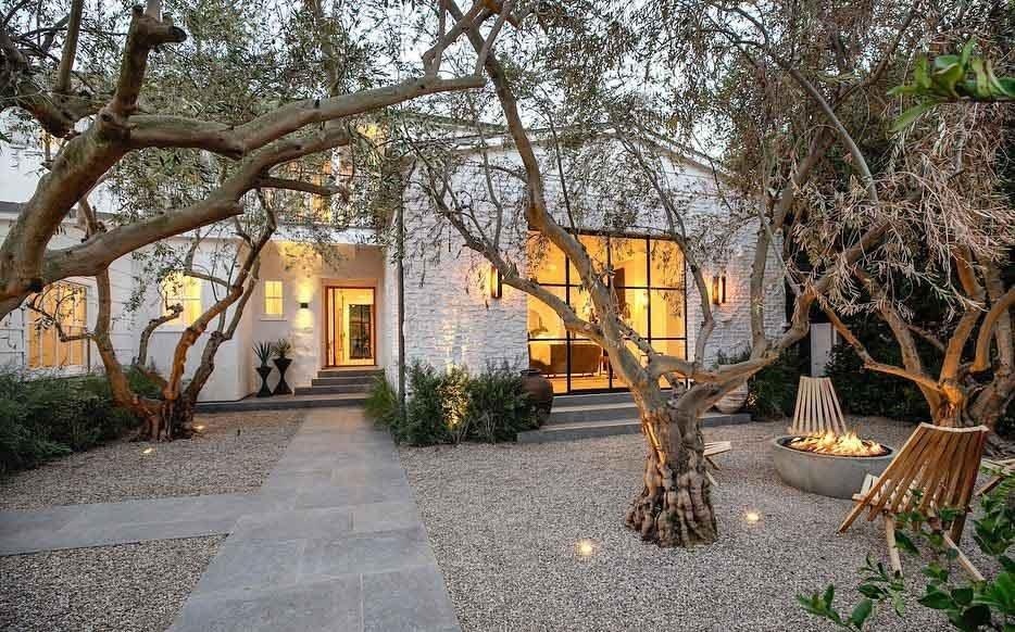 Justin Bieber mua biet thu 8, 5 trieu USD anh 1