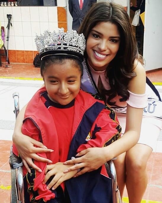 Hoa hau Peru 2019 anh 11