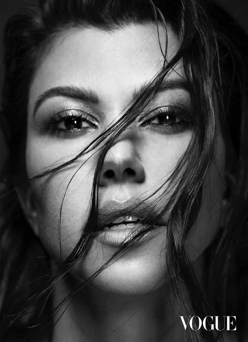 chi gai Kim Kardashian khoe nguc anh 8