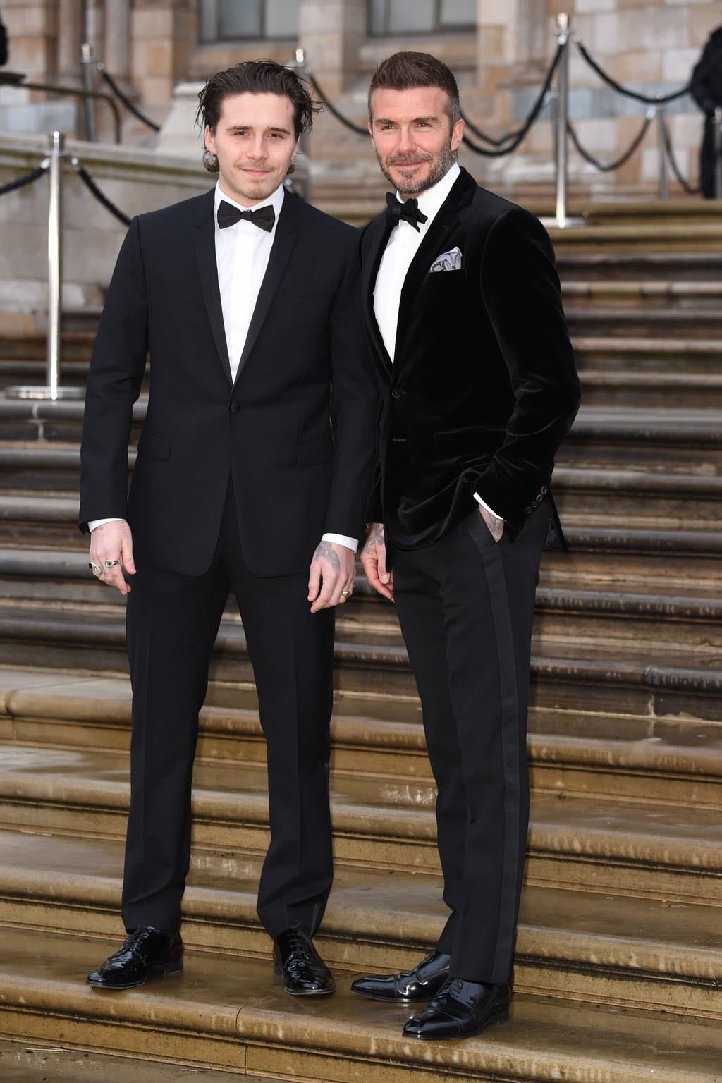 Cha con David Beckham mac dep anh 1