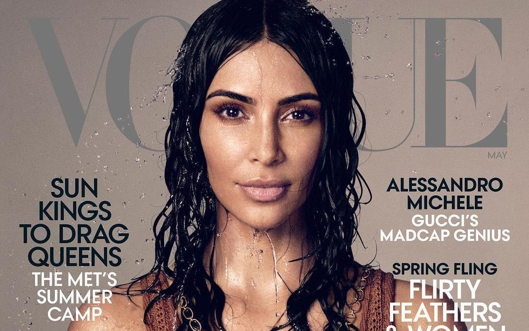Vogue co con bi vi nhu rac khi cho Kim Kardashian len trang bia? hinh anh
