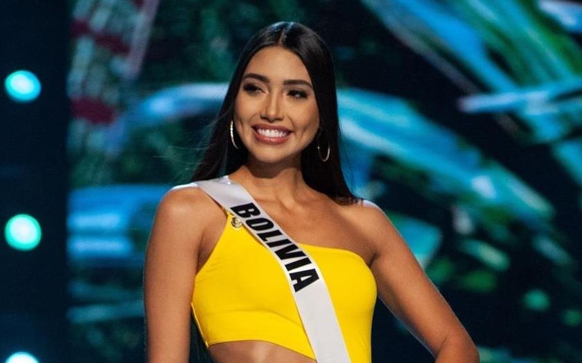 Hoa hau Bolivia bi tuoc vuong mien vi len dinh hon va mang thai hinh anh