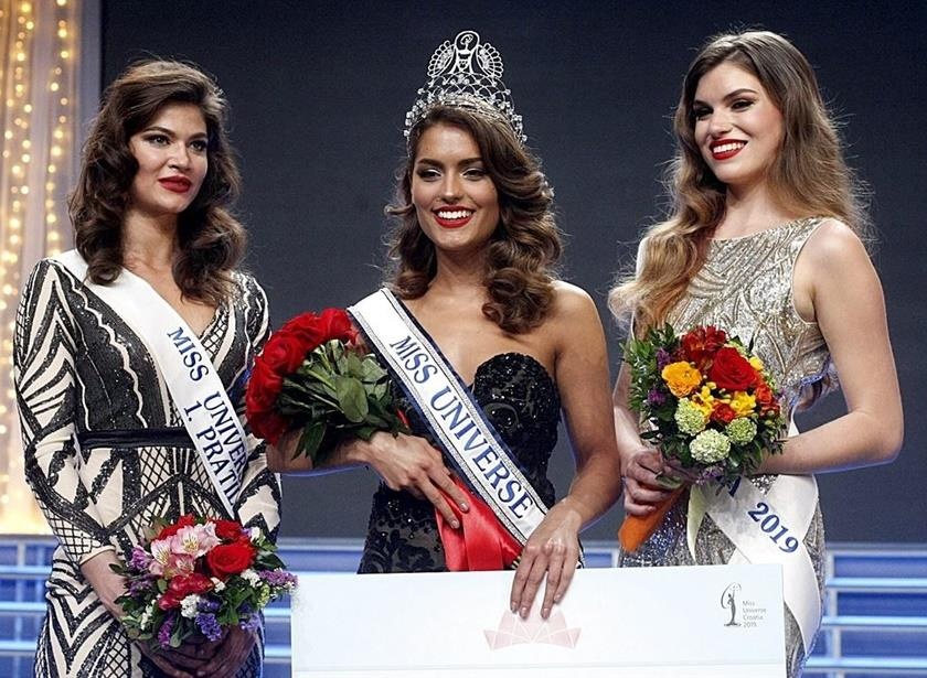 Hoa hậu giống Angelina Jolie ảnh 5 Hoa hau giong Angelina Jolie anh 5