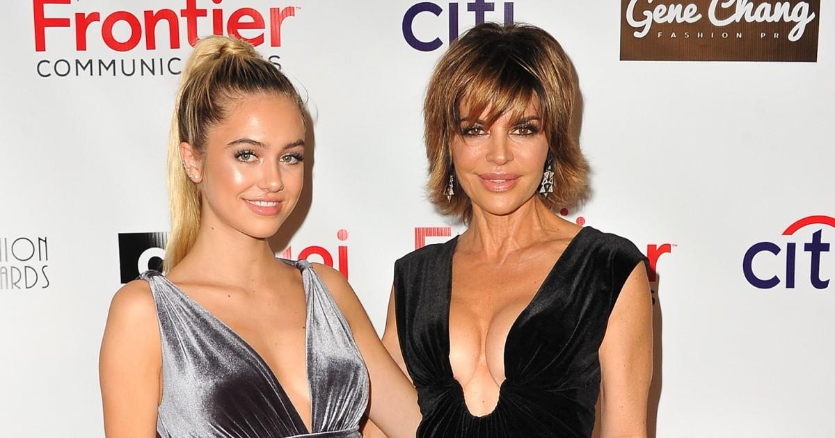 Nguoi mau giong Angelina Jolie anh 1