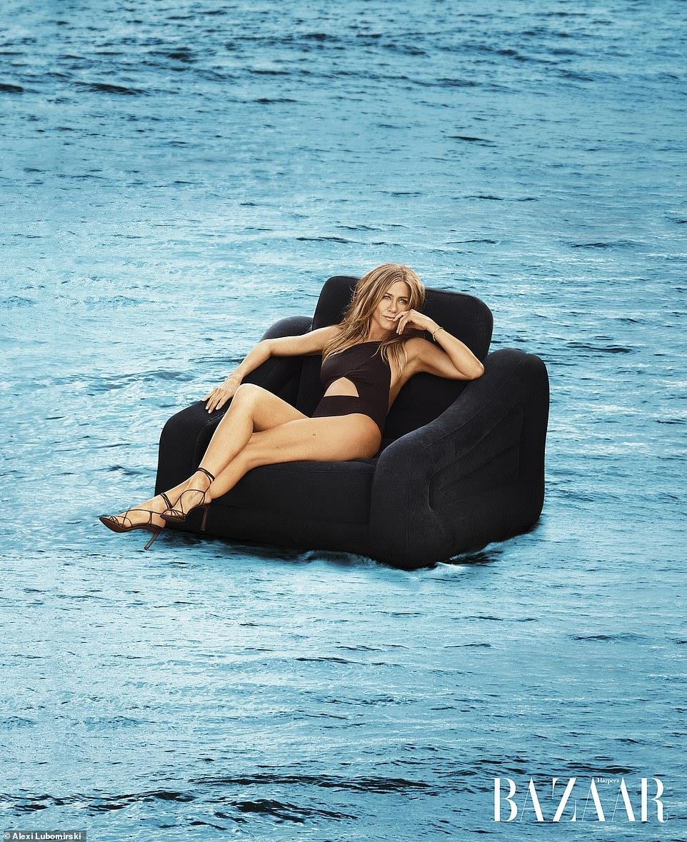 Jennifer Aniston ban nude anh 2